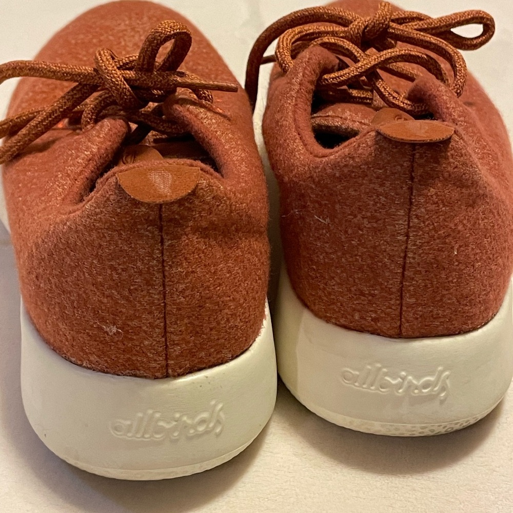 Allbirds Wool Runner Shoes Diablo with White Sole Women's Size 9 - Picture 4 of 7
